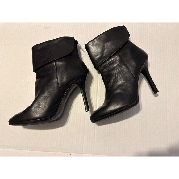 Lauren Ralph Lauren Shoes - Lauren Ralph Lauren Leola Black Leather Ankle boots Fold-over cuff Size 10B